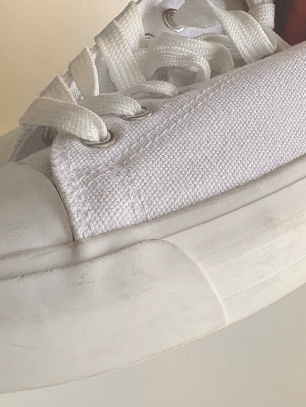 Yours Clothing White Low-Top Canvas Lace-Up Sneakers - Picture 7 of 10